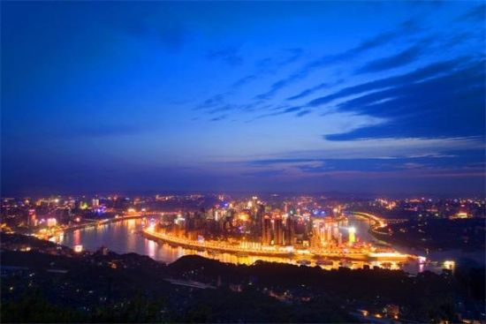 山城重庆，魅力无限绽放之旅